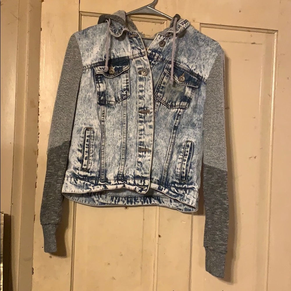 🧥DOLLHOUSE jean jacket with cloth sleeves🧥